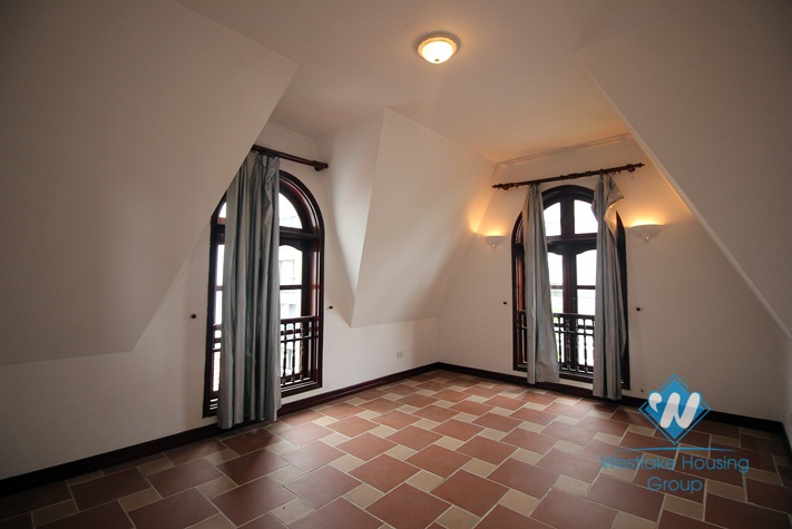 Gorgeous house in Tay Ho district for rent 